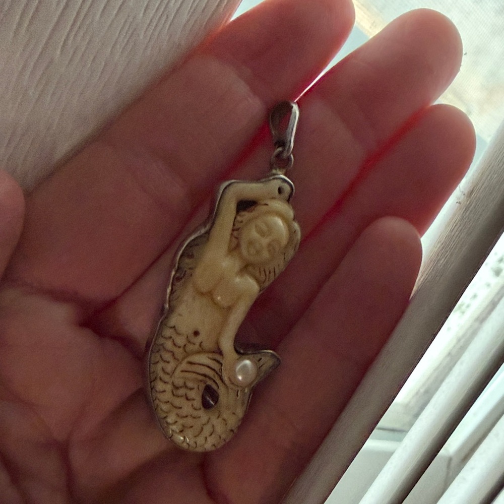 Elegant Mermaid Pendant in Cream and Silver